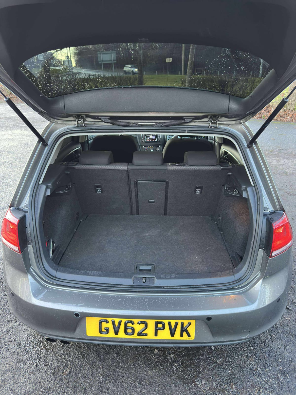 
Volkswagen Golf full									